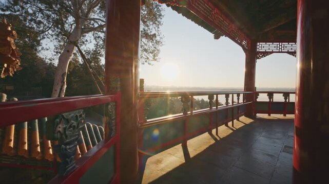 Sunrise Through the Frame, Strolling in the Picturesque Scenery of Summer Palace