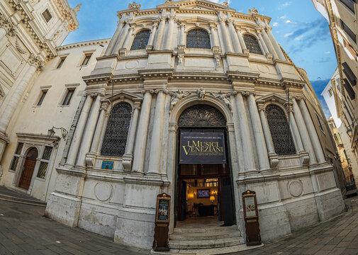 Facade of the headquarters of the Scuola Grande Confraternita di San Teodoro on Campo San Salvador. Founded in 1258, now home to concerts by I Musici Veneziani orchestra, Venice, Italy