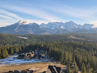 Tatry Wysokie - Polska - panorama na góy od strony Polskiej. © Konrad
