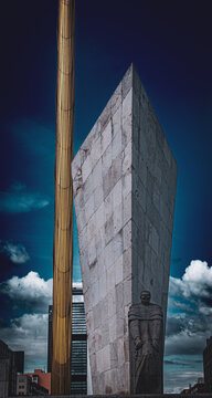 Monumento a Jos&eacute; Calvo Sotelo en madrid 