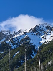 Tatry Wysokie - Polska - górskie szczyty zimą w promieniach słońca © Konrad