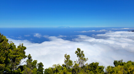 Obraz premium Panoramic view of clouds, mountain and Island La Palma in the background, Island El Hierro, Canary Islands, Spain, Europe.