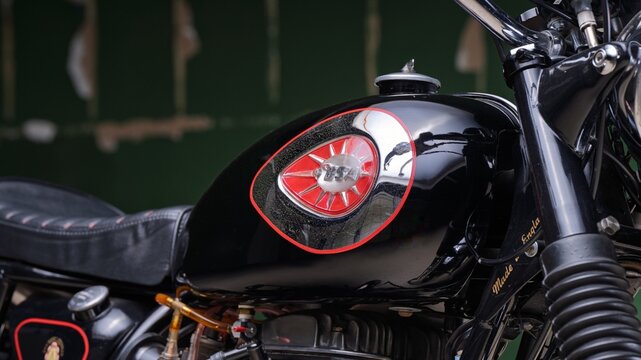 Scottsdale, AZ, USA
January 8, 2026
1964 BSA Lightning