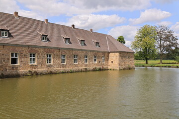 Blick auf das Wasserschloss Lembeck im Dorstener Stadtteil Lembeck