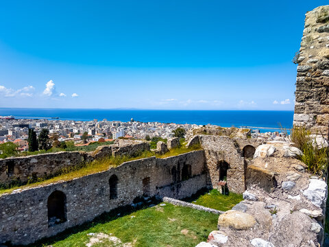 Patras Castle, Greece
A historic medieval fortress overlooking the city of Patras, offering panoramic views of the coastline and the Gulf of Patras.