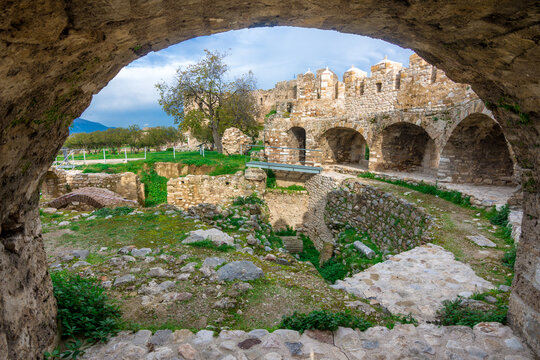 Patras Castle, Greece
A historic medieval fortress overlooking the city of Patras, offering panoramic views of the coastline and the Gulf of Patras.