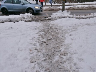 Schneematsch auf den Stra&szlig;en Hamburgs