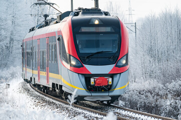  The railway in action. Passenger train. © Tomasz Warszewski