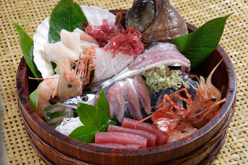 お造り盛り合わせ