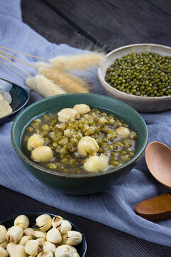 Iced Mung Bean Sweet Soup Refreshing Summer Drink