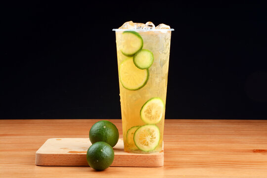 Green Calamansi Lemon Fruit Tea Iced