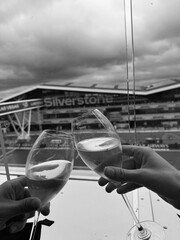 Obraz premium silverstone-f1-race-day-champagne-celebration