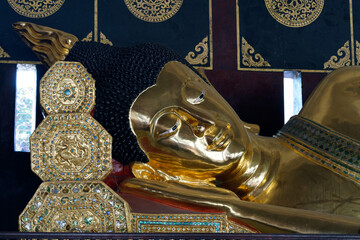 buddha statue in chiang mai located in Wat Chedi Luang