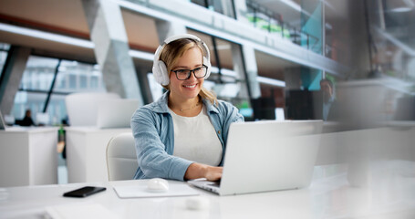 Virtual Student Learns In Webinar Chat With Headphones