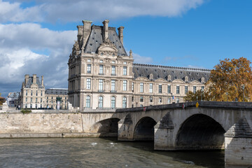 Obraz premium View on bridges, embarkment of Seine river, streets, buildings, parks and museums in capital of France, central part of Paris, tourists destination, autumn in Paris
