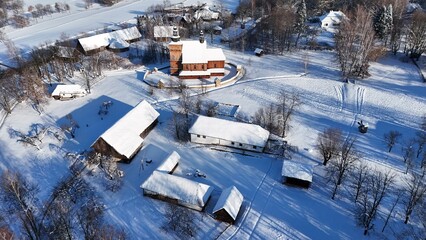 Sądecki Park Etnograficzny, największe muzeum skansenowskie w Małopolsce, prezentujące architekturę drewnianą i tradycyjną kulturę ludową Sądecczyzny. Nowy Sącz, Małopolska, Polska, Europa