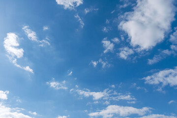 Obraz premium 冬の爽やか青空と輝く雲44