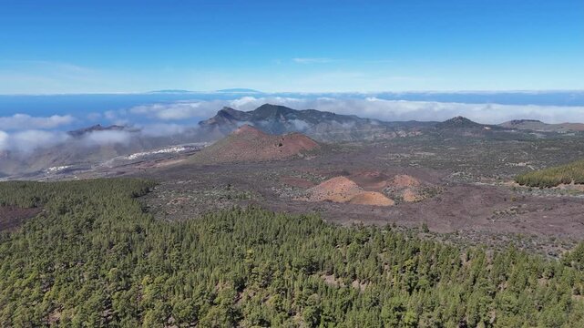 survol du Volcan de Chinyero pr&egrave;s du Teide &agrave; Tenerife