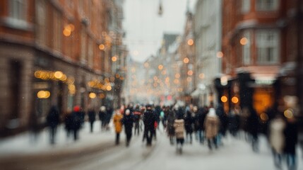 冬の間、雪の通りを歩く人々