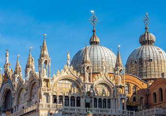 Fototapeta premium Saint Mark's basilica (Basilica di San Marco) domes in Venice, Italy