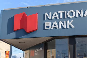 Naklejka premium corporate logo sign outside National Bank of Canada branch located at 501 Dundas St W near Spadina and Dundas in Toronto
