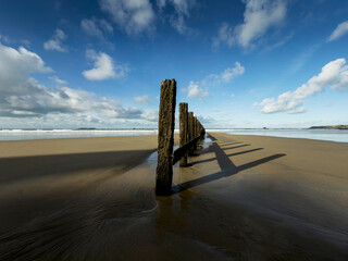 Saint-Malo - Brise-lames sur la plage