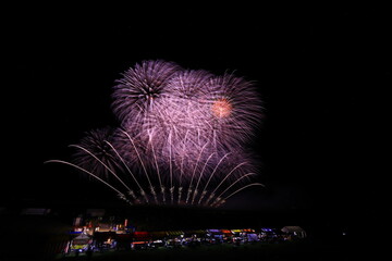 秋田県　夜空と花火