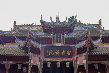 Obraz premium Traditional temple architecture and stone pagoda DSC06953