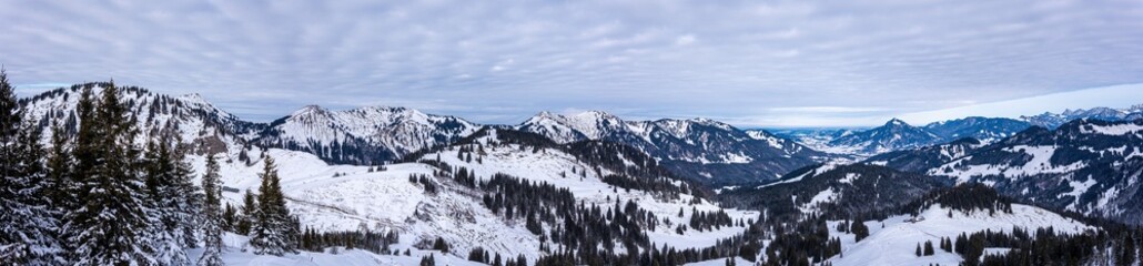 Winterpanorama vom Bleicherhorn Richtung Gunzesried-S&auml;ge