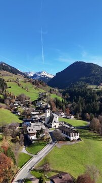 Aurach bei Kitzb&uuml;hel Kirche Zentrum Dorf