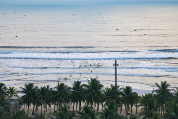 早朝のベトナム・ダナンのミーケービーチ　B&atilde;i biển Mỹ Kh&ecirc;