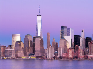 Obraz premium New York City skyline. Manhattan skyline sunset panorama. Panoramic Manhattan cityscape. New York City panorama view. Manhattan skyline background. New York panoramic skyline.