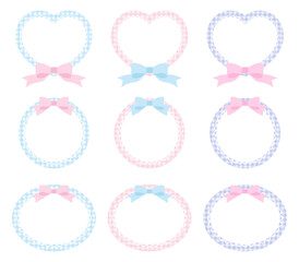 リボンがついたかわいいレースフレームのベクターイラストセット。ハート、飾り、ギンガムチェック