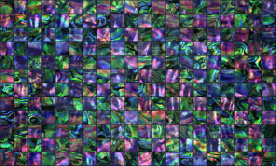 真珠色の光沢が美しい、日本の伝統工芸「螺鈿細工」の格子模様