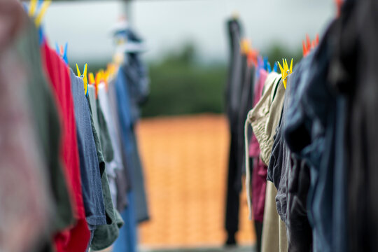 Ropa colgada en el tendedero