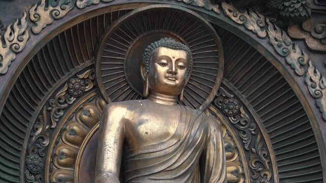 Wuxi Lingshan Giant Buddha Man Made Statues