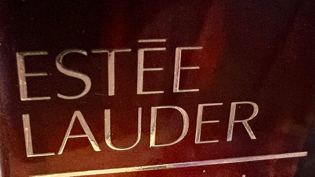 estee lauder logo. estee lauder background. estee lauder photo	
