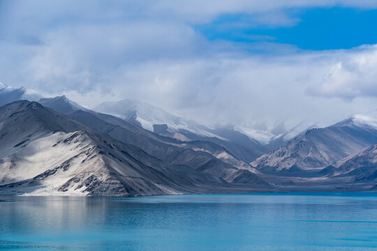 Baisha Lake and Baisha Mountain, Kizilsu Kyrgyz Autonomous Prefecture, Xinjiang, China