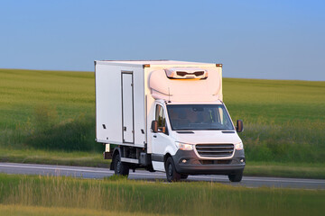 Freight logistics for a reliable cold delivery