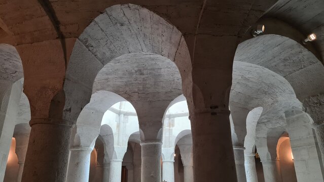 La magnifique coupole r&eacute;nov&eacute;e de la rotonde Saint-B&eacute;nigne (Dijon)