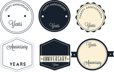 ハッピーアニバーサリーを祝うクラシックな周年記念バッジとエンブレムデザインセット｜企業周年・記念日・実績表現・ロゴ・ラベルに使えるシンプルで上品な円形・多角形フレーム素材