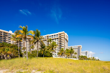 Beach condominiums Lauderdale By The Sea