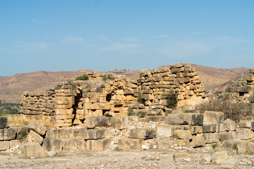 The archaeological site of Chemtou in Tunisia is known for its ancient marble quarries and Roman remains, illustrating the region&rsquo;s importance as a major source of high-quality stone in antiquity.