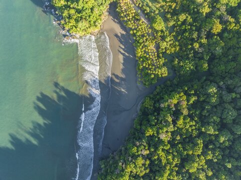Aerial view, ocean and coast with rainforest, Playa Ventanas, Puntarenas province, Costa Rica
