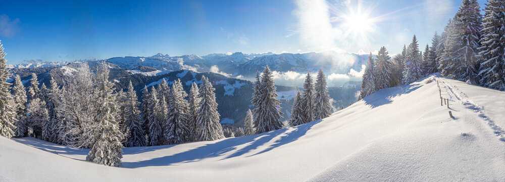Austria, Vorarlberg, Bregenzerwald, Hittisau, skitour to Koppachstein