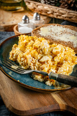 Scrambled eggs with onion.