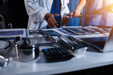 Doctors are meeting at the hospital to discuss treatment options and share experiences with colleagues.