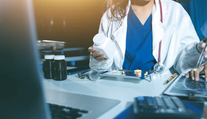 Doctors are meeting at the hospital to discuss treatment options and share experiences with colleagues.