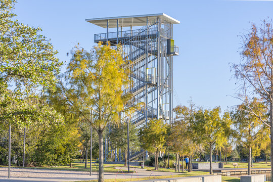 The Lake Atlas Observation Tower, also known as The Lookout Tower, rises 75 feet above Atlas Lake in Bryan, Texas. This modern metal structure features observation decks and three strategic viewpoints
