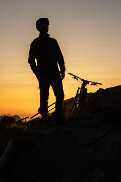 Downhill bei Sonnenuntergang